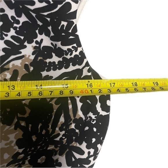 Discover Dress Barn Elegance: Classic Fit & Flare Dress - Picture 9 of 13